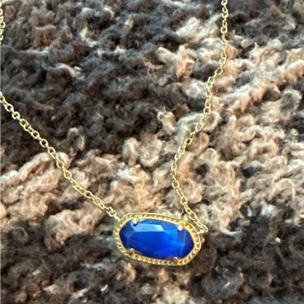 Kendra Scott Gold Necklace with Royal Blue Oval Pendant